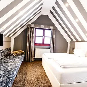 Arthotel Restaurant Pfeffermühle 3*, Ingolstadt Alemania